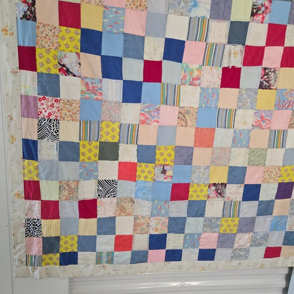 VTG Handmade Scrappy Patchwork Quilt Distressed 70x84 Scrap Fabric Floral Border